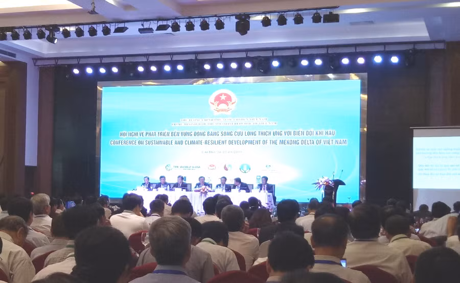 Quang cảnh hội nghị