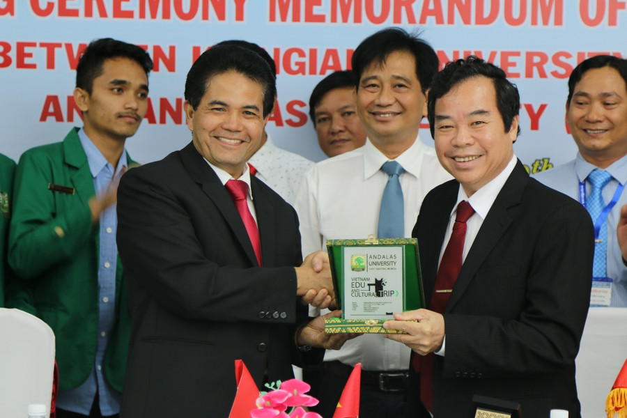 Trường ĐH Kiên Giang ký kết biên bản ghi nhớ với Trường ĐH Andalas, Indonesia