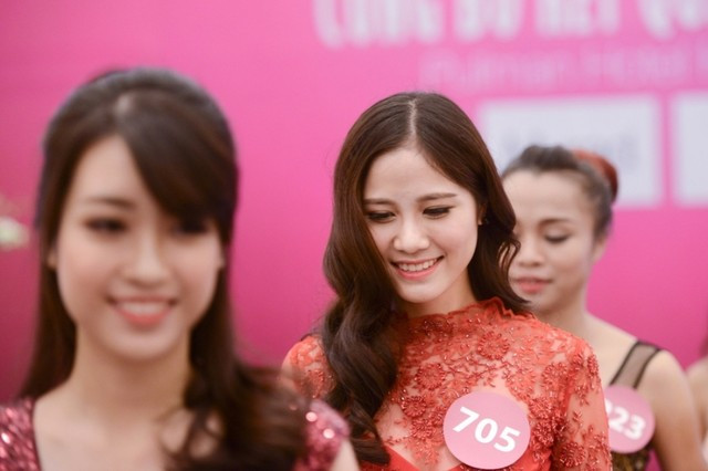 Ngắm những gương mặt ấn tượng ở Hoa hậu Hoàn vũ Việt Nam 2015 ảnh 4 Ngắm những gương mặt ấn tượng ở Hoa hậu Hoàn vũ Việt Nam 2015 ảnh 4