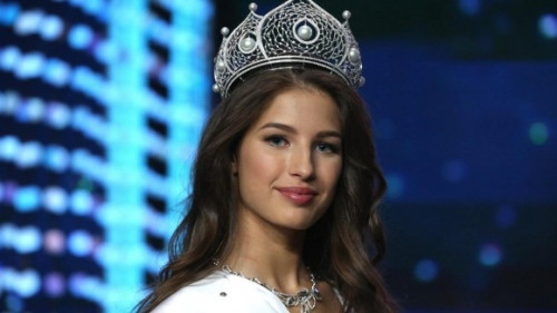 Vẻ đẹp hoàn hảo vạn người mê của Hoa hậu Nga - Ảnh 2