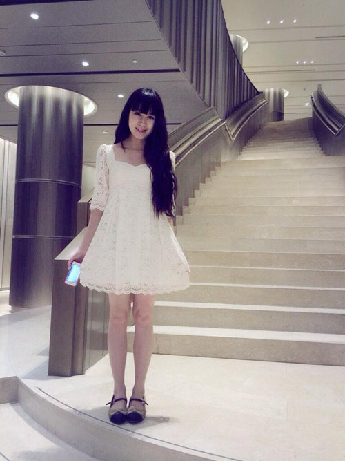 Thời trang bầu “vạn người mê” của bà xã ca sĩ Lý Hải ảnh 16 Thời trang bầu vạn người mê của bà xã ca sĩ Lý Hải