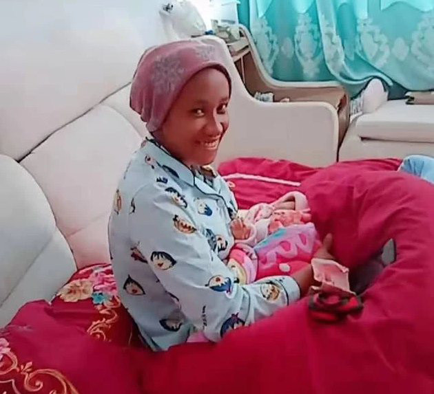 Mẹ Châu Phi lấy chồng người Châu Á, đẻ con ra ai cũng bất ngờ ảnh 1 Mẹ Châu Phi lấy chồng người Châu Á, đẻ con ra ai cũng bất ngờ ảnh 1