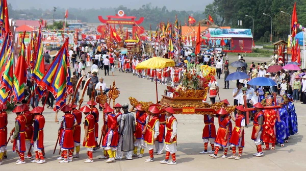 Lập đường dây nóng xử lý nạn ""chặt chém"" tại lễ hội Đền Hùng