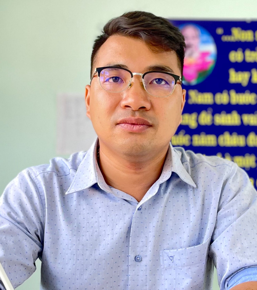 Thầy Mạc Văn Toại.