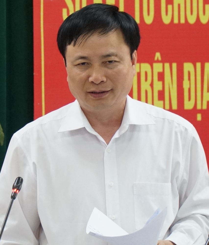 Ông Bùi Đình Long.