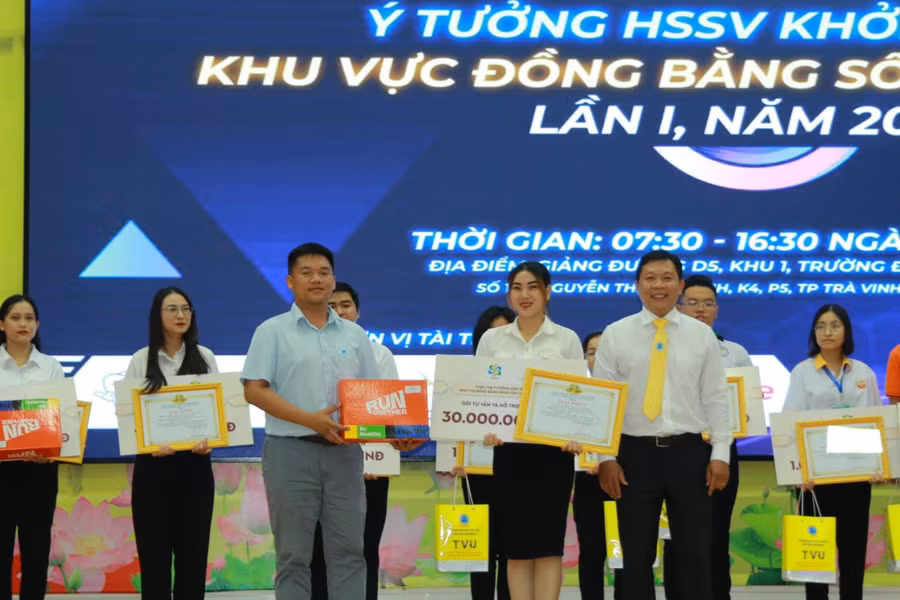 Dự án Cá cơm xanh của SV Trường ĐH Kiên Giang đoạt giải nhất Cuộc thi Ý tưởng HS, SV khởi nghiệp đổi mới sáng tạo khu vực ĐBSCL.