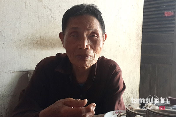 Ông thủ từ Đặng Việt Hân bị mù mắt phải, mắt trái kém