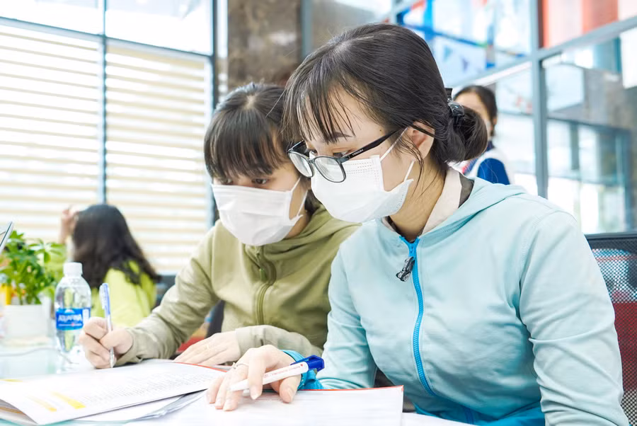 Thí sinh trên cả nước chuẩn bị tâm thế bước vào Kỳ thi tốt nghiệp THPT 2022. Ảnh minh họa