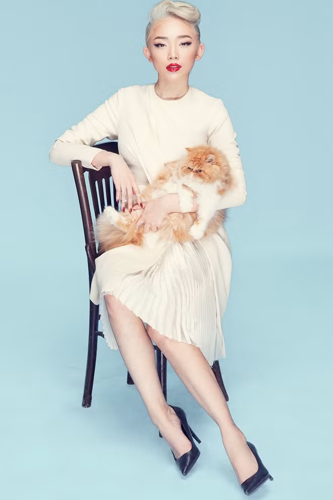 Tóc Tiên gợi cảm và kiêu kỳ