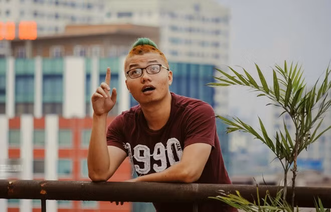 Bộ ảnh anh em nhà dứa của chàng trai có kiểu tóc lạ