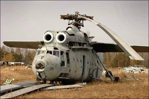 Kham pha nghia dia truc thang, xe cuu hoa sau tham hoa Chernobyl 