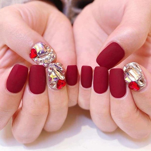 Những mẫu nail cực sành điệu và ấn tượng cho các nàng thêm xinh ngày đầu năm ảnh 1 nhung mau nail cuc sanh dieu va an tuong cho cac nang them xinh ngay dau nam - 3
