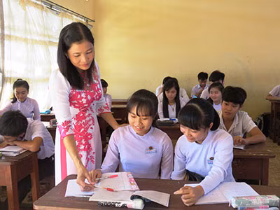 Đưa nội dung học theo gương Bác Hồ vào giảng dạy