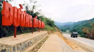 Phục dựng di tích trên đường Hồ Chí Minh