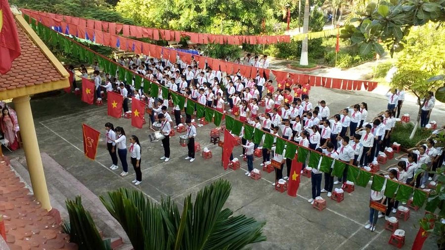 Chỉ đạo của Bộ trưởng Phùng Xuân Nhạ về xây dựng môi trường giáo dục lành mạnh, thân thiện