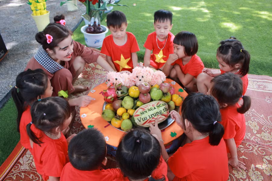 Một giờ học của cô trò Trường Mầm non Núa Ngam.