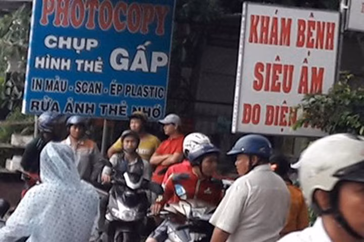 Thiếu nữ tố bác sỹ hiếp dâm, phòng khám bị tạm đình chỉ