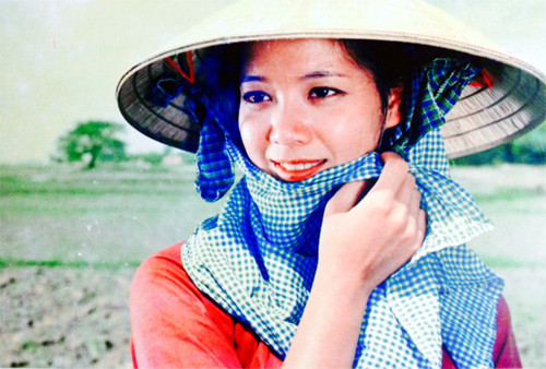 diễn viên, chiều xuân diễn viên, chiều xuân