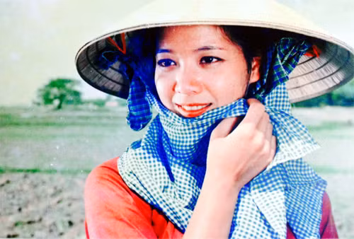 diễn viên, chiều xuân