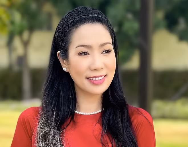 Trịnh Kim Chi là Á hậu đầu tiên trong lịch sử được phong tặng danh hiệu NSND.