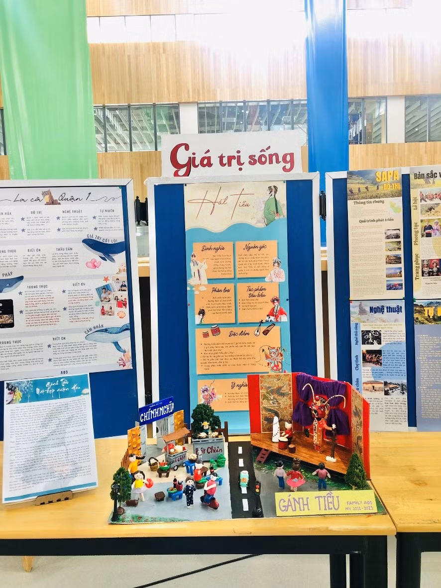 Tác phẩm của family A05 tại chương trình Giá trị sống của Trường Đinh Thiện Lý.