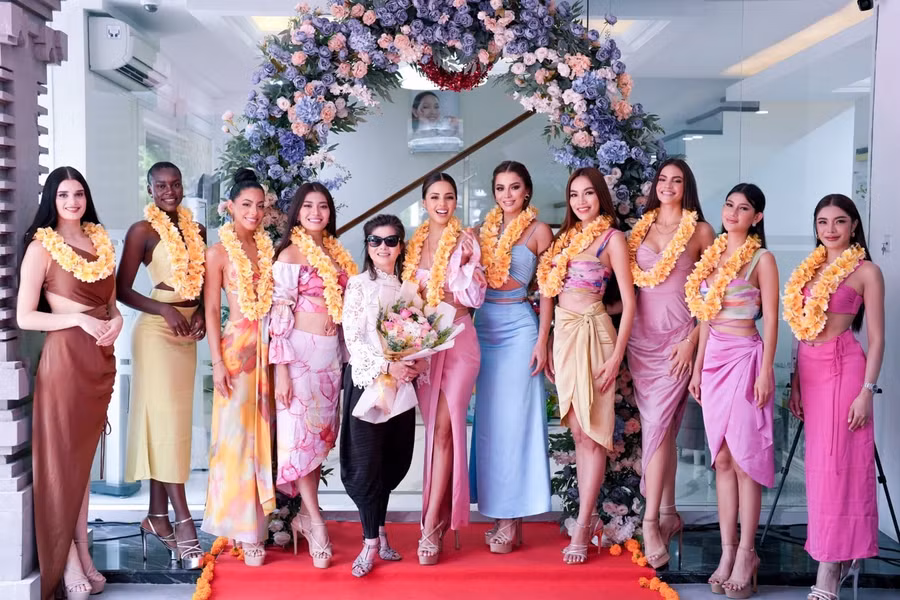 Sau khi kết thúc hoạt động tại Indonesia, Lê Hoàng Phương cùng top 10 Miss Grand International 2023 sẽ có lịch trình tại Myanmar từ ngày 7/12 đến 11/12.