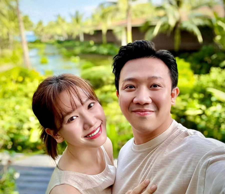 Bị đồn đã chia tay với Trấn Thành, Hari Won đã có màn đáp trả đầy tinh tế. Bị đồn đã chia tay với Trấn Thành, Hari Won đã có màn đáp trả đầy tinh tế.