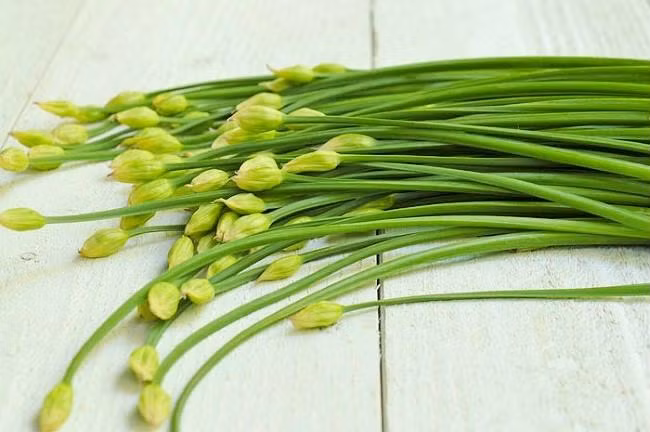 Rau hẹ chính là ‘thần dược’ giúp chống lại căn bệnh ung thư - Ảnh: Internet