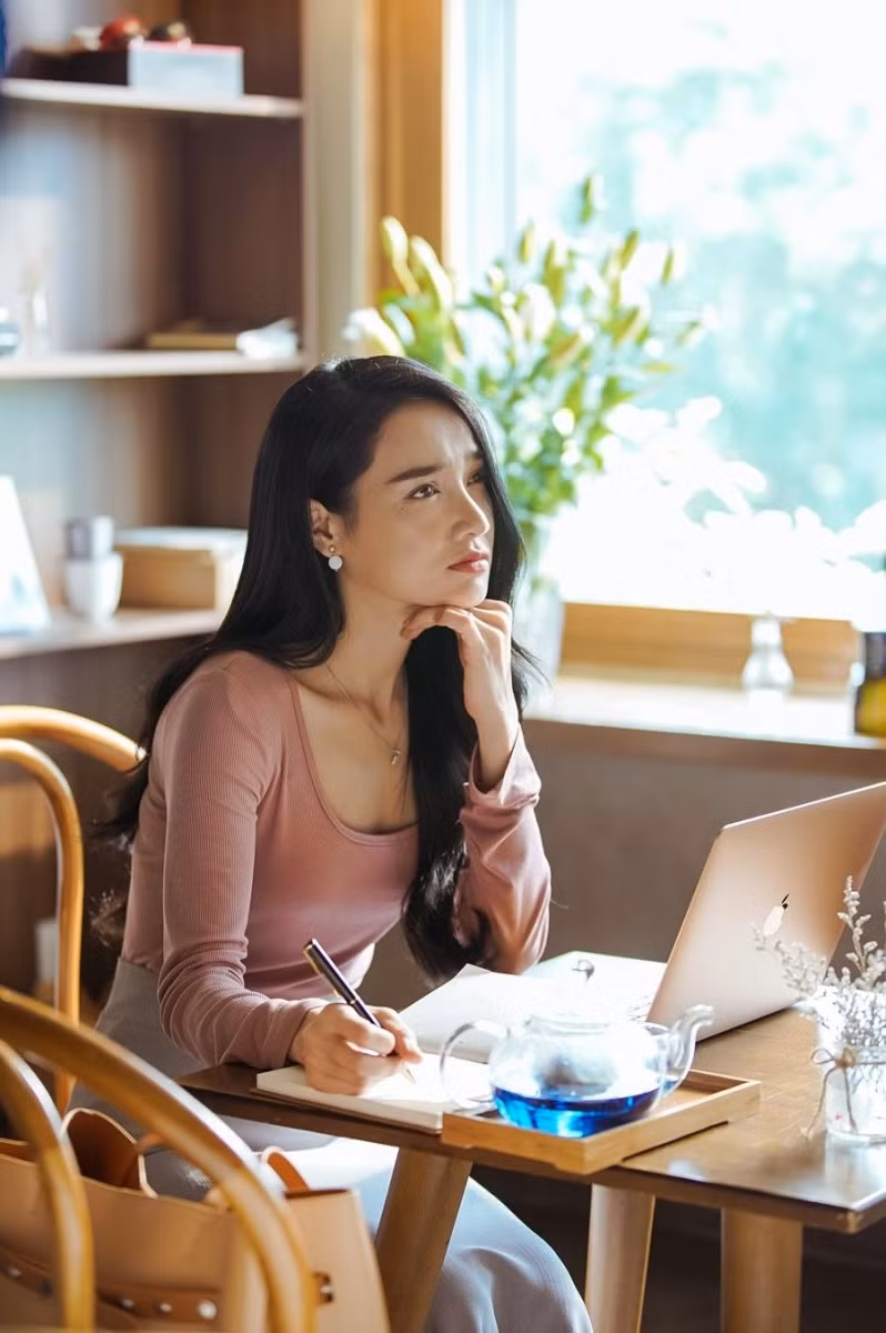 Nữ diễn viên Nhã Phương bị tố mắc bệnh "ngôi sao".