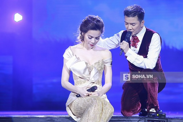 Giọt nước mắt đắt giá “cứu” cả Hà Hồ lẫn Đàm Vĩnh Hưng ảnh 3 Bất ngờ, khi đang song ca ca khúc Vậy là mình xa nhau cùng Đàm Vĩnh Hưng, Hà Hồ bật khóc.