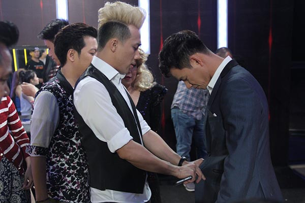 Đồng nghiệp bất ngờ về hành động của Trấn Thành ảnh 4 Đồng nghiệp bất ngờ về hành động của Trấn Thành ảnh 4