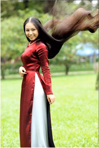 Cô gái Hà Nội xinh đẹp sở hữu mái tóc dài... 1m75 ảnh 2