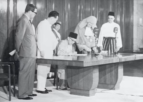 Những dấu mốc cuộc đời ông Lý Quang Diệu ảnh 3