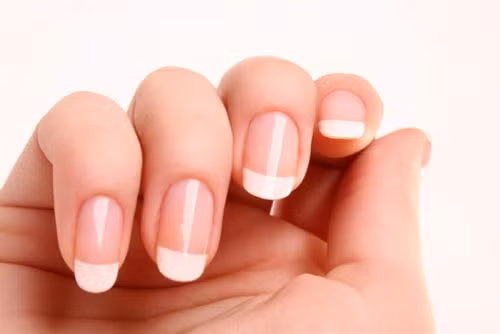 Mẹo đơn giản giúp móng tay nhanh dài
