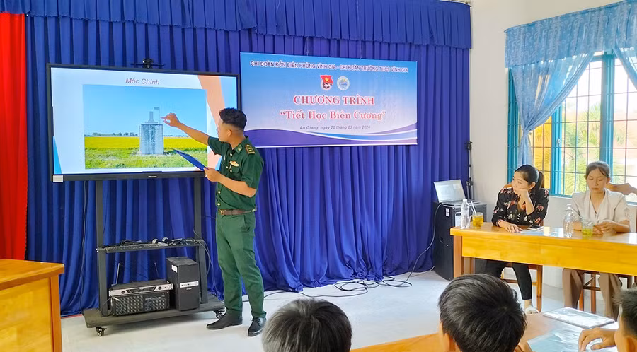 An Giang đưa "Tiết học biên cương" vào trường học trên địa bàn biên giới.