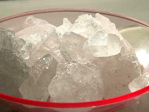 Trị ho dứt điểm cho bé bằng lá húng chanh