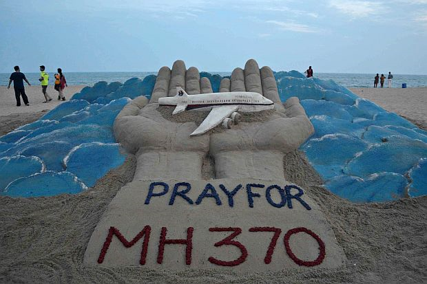 Những bí ẩn trong 54 phút liên lạc cuối của MH370