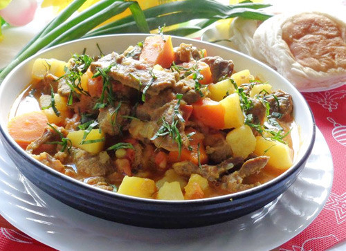 Bò hầm cà chua cho bữa cơm thêm ấm ảnh 9 Bò hầm cà chua cho bữa cơm thêm ấm - 9