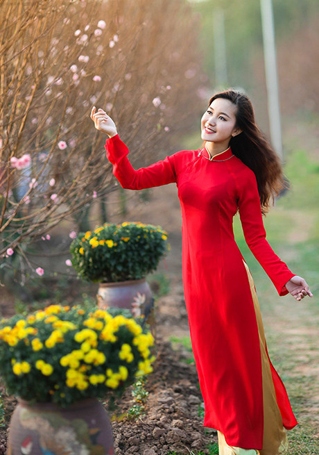 Ngắm vẻ đẹp rạng rỡ của thiếu nữ Hà Nội cùng đào xuân ảnh 9 Thế Quyết