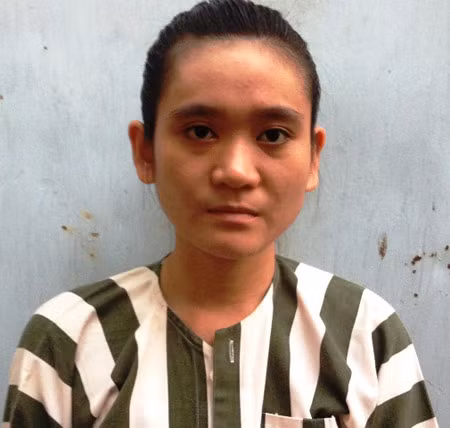 Y án với thiếu nữ đánh CSGT, làm loạn trụ sở công an vì... bạn trai