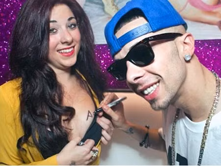 Nhung sieu sao tung ky ten len nguc phu nu