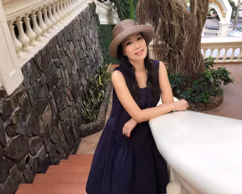 Á hậu, diễn viên Kim Chi có bầu lần 2 ở tuổi 43 ảnh 3 Á hậu, diễn viên Kim Chi khoe bụng bầu 6 tháng bên gia đình