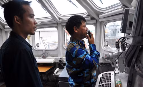 Chiến hạm hai vua nâng cánh trực thăng săn ngầm ảnh 11