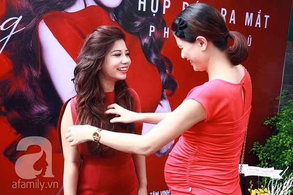 Trang Trần & Phượng Vũ