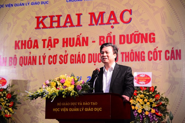 Thứ trưởng Bộ GD&ĐT Nguyễn Hữu Độ Thứ trưởng Bộ GD&ĐT Nguyễn Hữu Độ