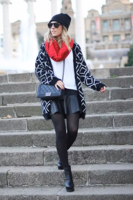 Xuong pho ngay lanh cung voi mu len beanie - Anh 11