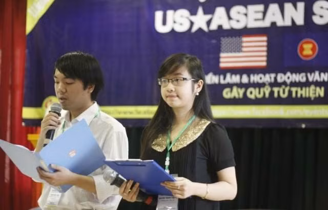 Tiếng Anh và các hoạt động ngoại khóa là niềm yêu thích của Trà My