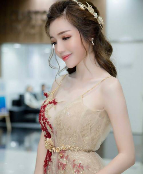 Elly Trần khiến fan ngỡ ngàng với ảnh gái quê thứ thiệt - Ảnh 11 Elly Tran khien fan ngo ngang voi anh gai que thu thiet - Anh 11