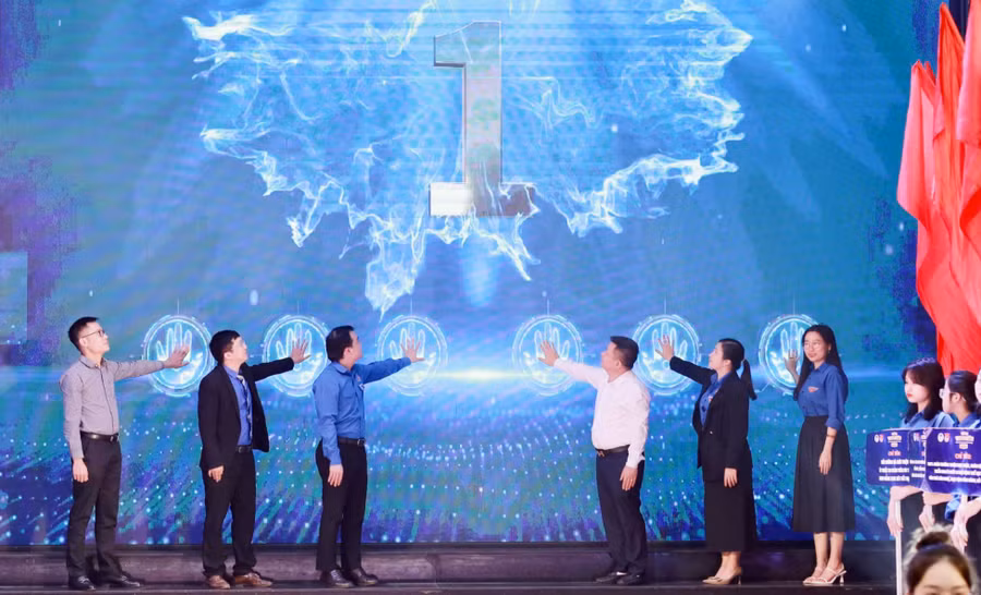 Đoàn trường Đại học Vinh tổ chức Lễ khởi động Tháng Thanh niên năm 2024.