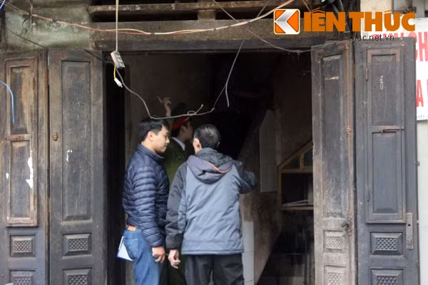 Toàn cảnh vụ CS Hà Nội vây 2 người ôm bom xăng cố thủ ảnh 11